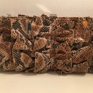 Rampage clutch with shoulder strap